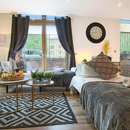 Campbell Park Apartment - City Centre - Free Parking, Balcony, Super-Fast Wifi And Smart Tv With Netflix By Yoko Property Milton Keynes Exteriör bild