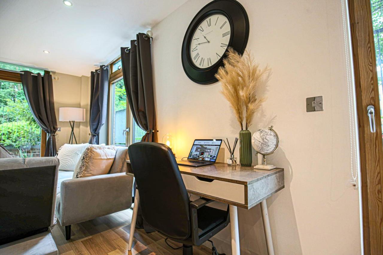 Campbell Park Apartment - City Centre - Free Parking, Balcony, Super-Fast Wifi And Smart Tv With Netflix By Yoko Property Milton Keynes Exteriör bild