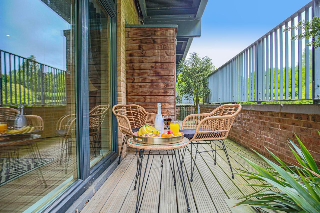 Campbell Park Apartment - City Centre - Free Parking, Balcony, Super-Fast Wifi And Smart Tv With Netflix By Yoko Property Milton Keynes Exteriör bild